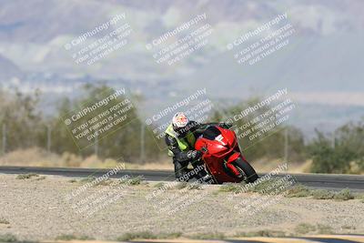 media/Nov-16-2025-Race Pace (Sun) [[8c5fa54630]]/Verified Riders/2-Turn 7 (945am)/